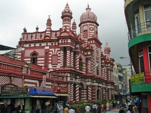 Sri-Lanka-brilliantly-painted-Mosque